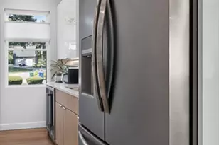 409 Pearl St, Reading, MA 01867 - Photo 8