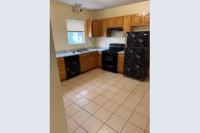 66 Florence St #1, Worcester, MA 01610 - Photo 8