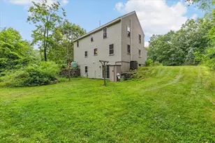 140 Burrage St, Lunenburg, MA 01462 - Photo 34