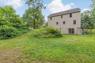 140 Burrage St, Lunenburg, MA 01462 - Photo 36