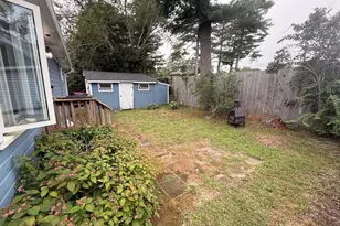 11 Beechwood Pl, Wareham, MA 02532 - Photo 14