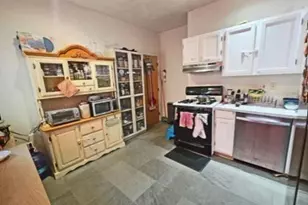 14 St Paul St, Cambridge, MA 02139 - Photo 4