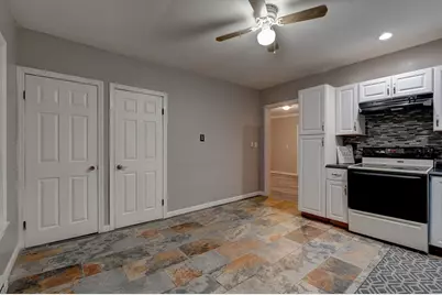 51 View St, Holyoke, MA 01040 - Photo 10