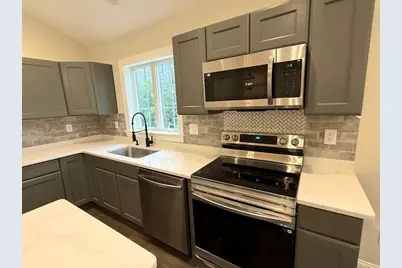 80 Alpine Dr, Southbridge, MA 01550 - Photo 4