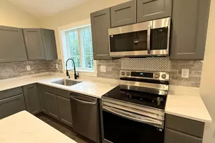 80 Alpine Dr, Southbridge, MA 01550 - Photo 4