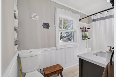 103 B, Lowell, MA 01851 - Photo 16