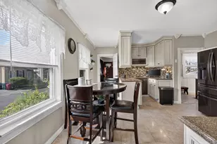 103 B St, Lowell, MA 01851 - Photo 6