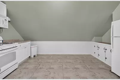 103 B, Lowell, MA 01851 - Photo 32