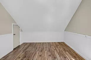 103 B St, Lowell, MA 01851 - Photo 34