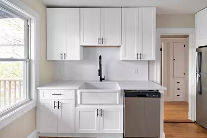 23 Thelma Rd #PH, Boston, MA 02122 - Photo 4