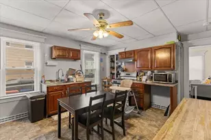 213 Austin St, New Bedford, MA 02740 - Photo 4
