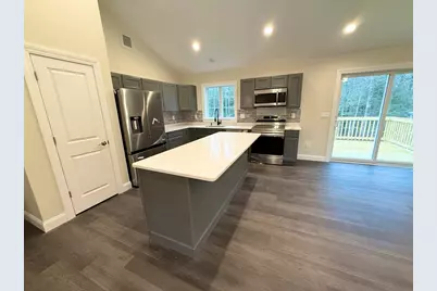 80 Alpine Dr, Southbridge, MA 01550 - Photo 4
