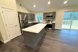 80 Alpine Dr, Southbridge, MA 01550 - Photo 4