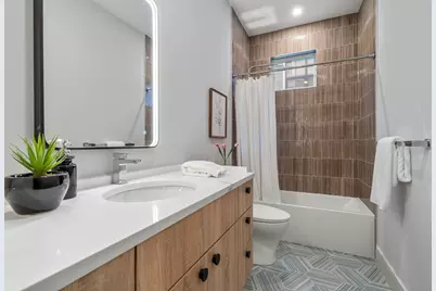 37 Pearl Street #4, Boston, MA 02125 - Photo 6