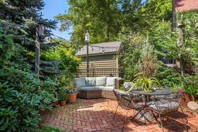 16 Longfellow Rd, Arlington, MA 02476 - Photo 34