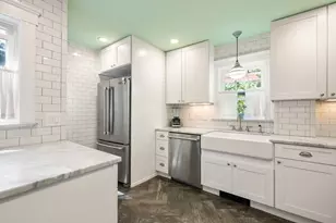 16 Longfellow Rd, Arlington, MA 02476 - Photo 8
