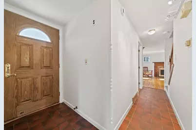 197 Circuit St, Hanover, MA 02339 - Photo 14