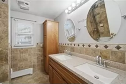 71 Sun Valley Rd, Holyoke, MA 01040 - Photo 14