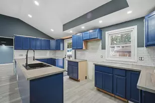 71 Sun Valley Rd, Holyoke, MA 01040 - Photo 10