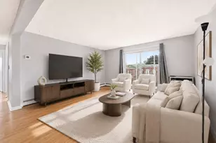 26 Waverly St, Boston, MA 02135 - Photo 4