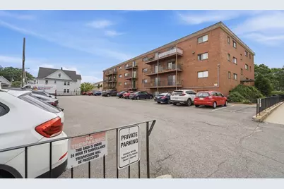 26 Waverly St #405, Boston, MA 02135 - Photo 22