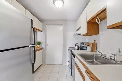 26 Waverly St #405, Boston, MA 02135 - Photo 14