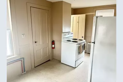 20 School St #2, Whitman, MA 02382 - Photo 2