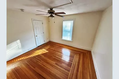 11 Maple Avenue, Northampton, MA 01060 - Photo 14