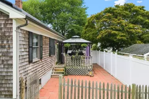75 Acorn St, New Bedford, MA 02740 - Photo 30