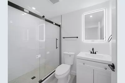 4164 Washington St #2, Boston, MA 02131 - Photo 32