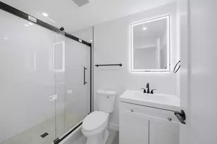 4164 Washington St, Boston, MA 02131 - Photo 32