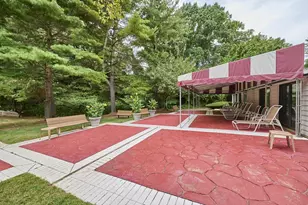 250 Hammond Pond Pkwy, Newton, MA 02467 - Photo 30