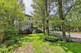 70 Wren St, Boston, MA 02132 - Photo 22