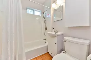 70 Wren St, Boston, MA 02132 - Photo 18