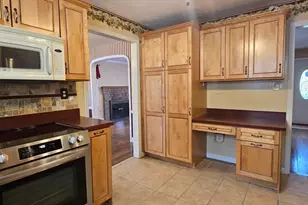 162 June St, Worcester, MA 01602 - Photo 6