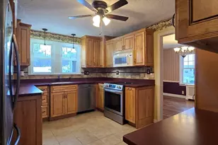 162 June St, Worcester, MA 01602 - Photo 8