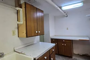 162 June St, Worcester, MA 01602 - Photo 26