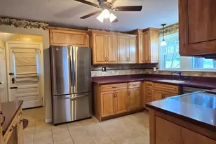 162 June St, Worcester, MA 01602 - Photo 10