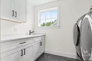 6 Plant St, Newburyport, MA 01950 - Photo 30
