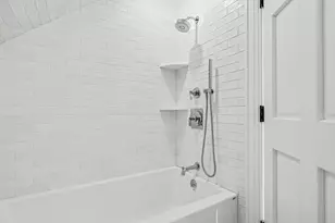6 Plant St, Newburyport, MA 01950 - Photo 30