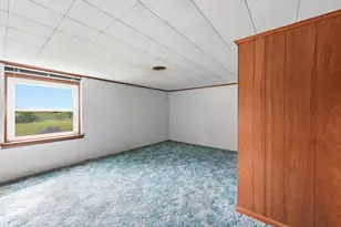 421 Holyoke St, Ludlow, MA 01056 - Photo 24