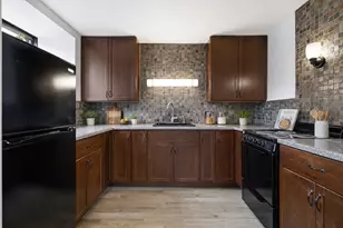 24 Norman St, Salem, MA 01970 - Photo 4