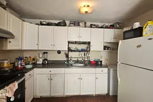 21 Franklin St, Milford, MA 01757 - Photo 8