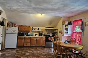 21 Franklin St, Milford, MA 01757 - Photo 24
