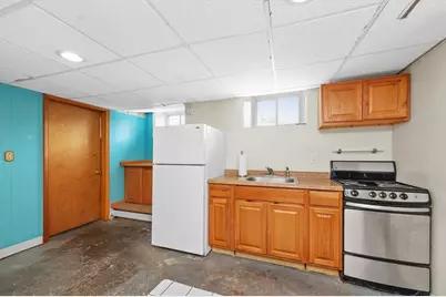 9 Liberty Hill Ave, Salem, MA 01970 - Photo 28