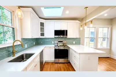 51 Washburn Avenue, Cambridge, MA 02140 - Photo 4