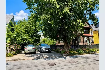 51 Washburn Avenue, Cambridge, MA 02140 - Photo 2