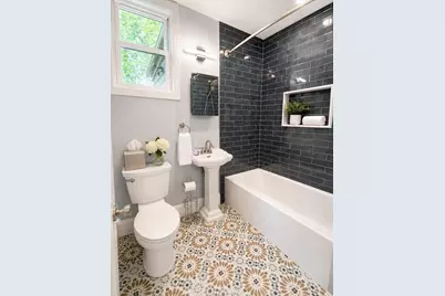 51 Washburn Avenue, Cambridge, MA 02140 - Photo 8