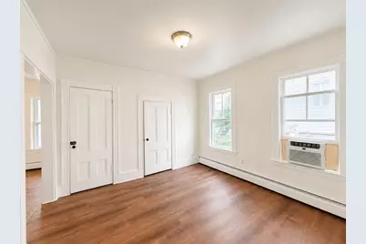 152 Spruce St #1, Watertown, MA 02472 - Photo 4