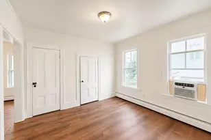152 Spruce St, Watertown, MA 02472 - Photo 4